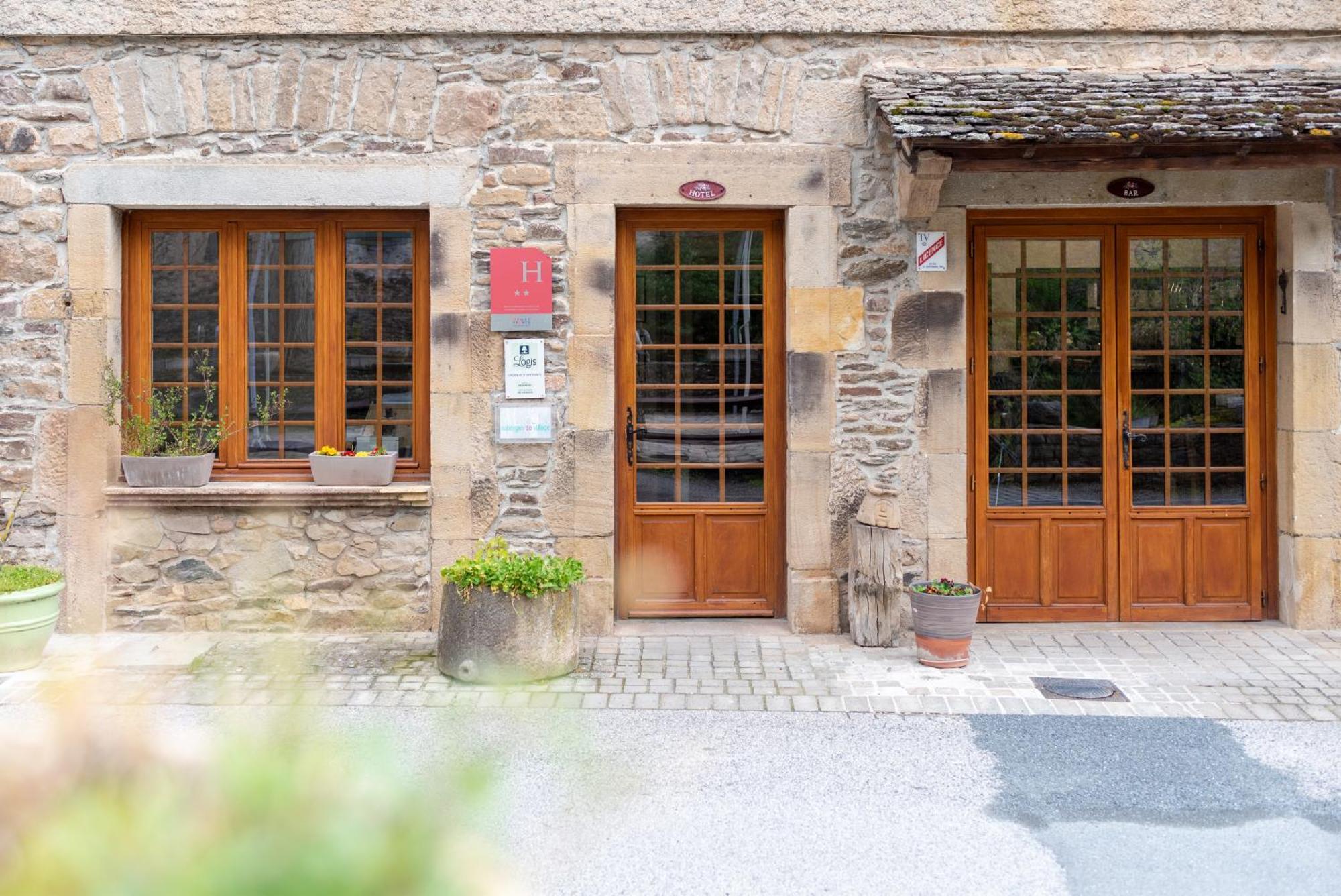 Hotel Restaurant Le Relays Du Chasteau - Logis Hotel Brousse-le-Chateau Exteriér fotografie